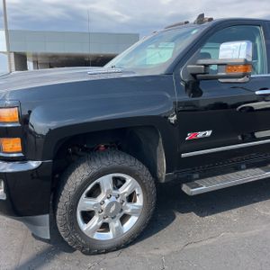 CHEVROLET SILVERADO 2500HD LTZ - 2