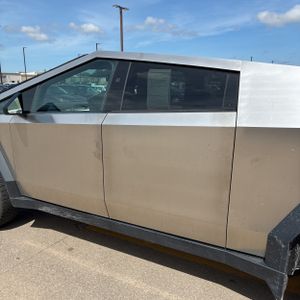 TESLA CYBERTRUCK BASE - 6