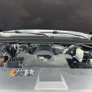2017 Chevrolet SUBURBAN LT 缩略图 42