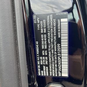 2023 Porsche MACAN thumbnail 52
