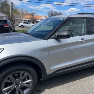 FORD EXPLORER XLT - 2