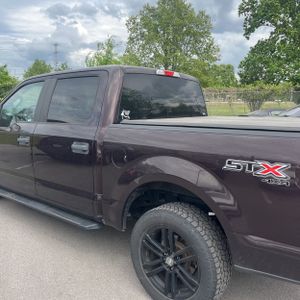 FORD F-150 XL - 6