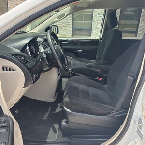 صورة مصغرة 31 لـ 2017 Dodge GRAND CARAVAN SE