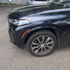 صورة 2 لـ 2024 BMW X5 XDRIVE40I