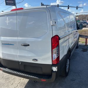 FORD E-TRANSIT - 8