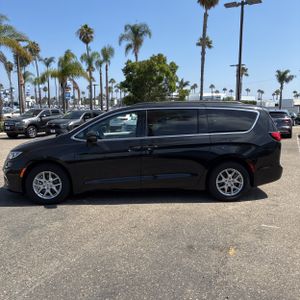 صورة 3 لـ 2022 Chrysler PACIFICA TOURING L