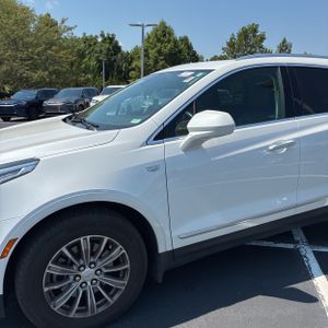 2017 Cadillac XT5 LUXURY — фото 2