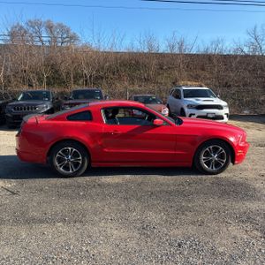 FORD MUSTANG V6 - 10