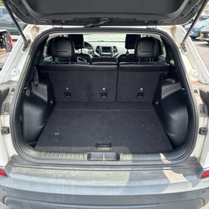 صورة مصغرة 40 لـ 2019 JEEP CHEROKEE LATITUDE PLUS