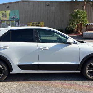 صورة مصغرة 11 لـ 2026 KIA NIRO LX