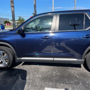 HONDA PILOT EX-L W/REAR CAPTAIN'S CHAIRS - 4