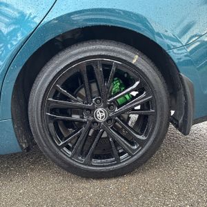 2025 Toyota CAMRY SE thumbnail 18