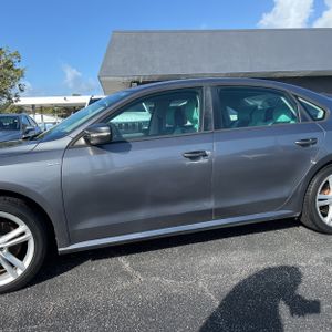 VOLKSWAGEN PASSAT 1.8T WOLFSBURG EDITION - 4