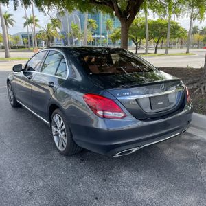 Mercedes-Benz C 300 4MATIC - 5