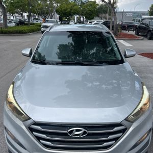 صورة 15 لـ 2018 Hyundai TUCSON SEL