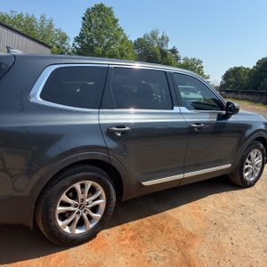 KIA TELLURIDE LX - 9