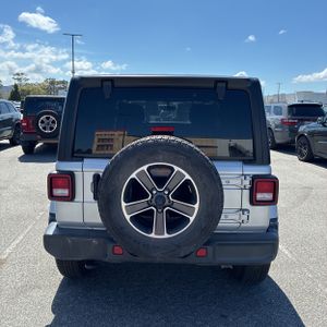 JEEP WRANGLER 4-DOOR SAHARA - 7