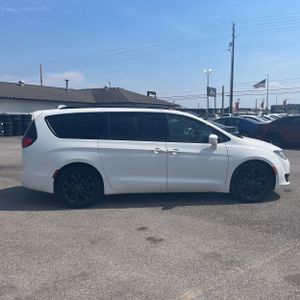 CHRYSLER PACIFICA TOURING L PLUS - 10