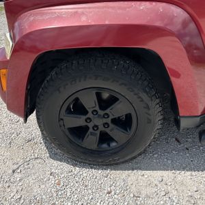 2012 JEEP LIBERTY SPORT 照片 17