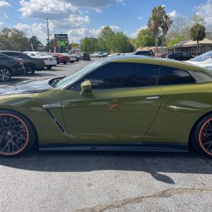 NISSAN GT-R PREMIUM - 4