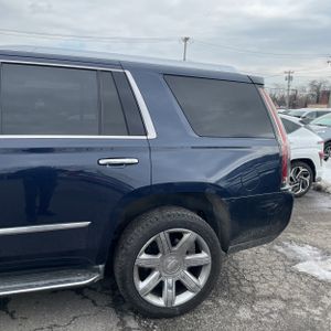 CADILLAC ESCALADE LUXURY - 6