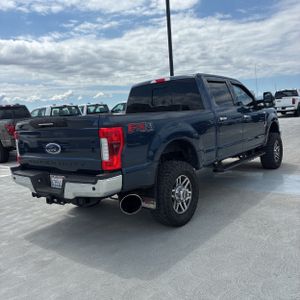 FORD F-350 LARIAT - 8