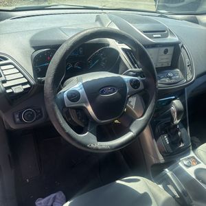 صورة مصغرة 36 لـ 2016 FORD ESCAPE SE