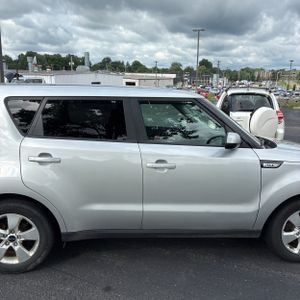 2017 KIA SOUL BASE — миниатюра 11
