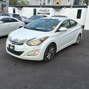 HYUNDAI ELANTRA SE - 1