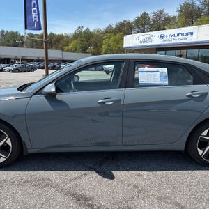 HYUNDAI ELANTRA LIMITED - 4