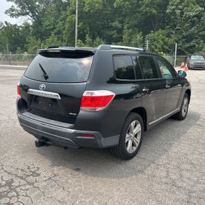 صورة 8 لـ 2011 Toyota HIGHLANDER LIMITED
