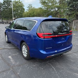 صورة 5 لـ 2021 Chrysler PACIFICA TOURING L
