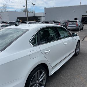 VOLKSWAGEN PASSAT 1.8T R-LINE - 9