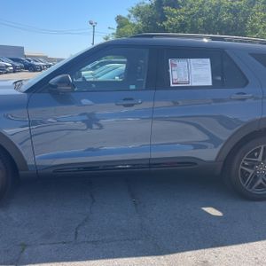 FORD EXPLORER ST - 4