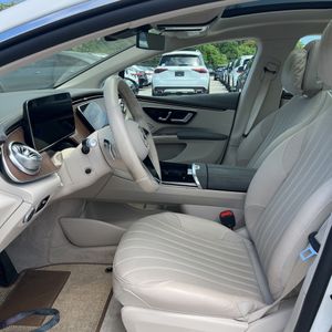 صورة مصغرة 32 لـ 2022 Mercedes-BENZ EQS