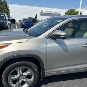 TOYOTA HIGHLANDER - 2