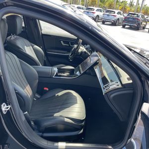 صورة مصغرة 32 لـ 2023 Mercedes-BENZ S-CLASS