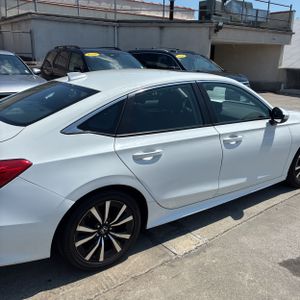 صورة 9 لـ 2023 Honda CIVIC EX