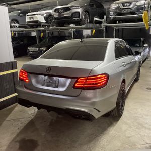 MERCEDES-BENZ E-CLASS - 8