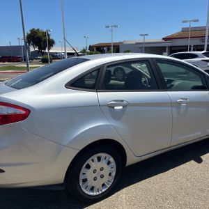 صورة 9 لـ 2015 FORD FIESTA S