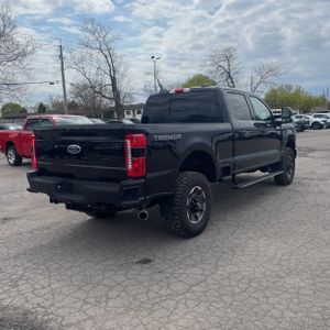 FORD F-250 SUPER DUTY LARIAT - 8