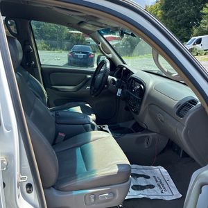 2006 Toyota SEQUOIA SR5 — миниатюра 32