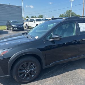 2025 Subaru OUTBACK ONYX EDITION — фото 2