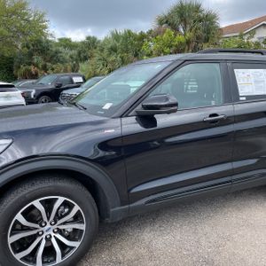 FORD EXPLORER ST-LINE - 2