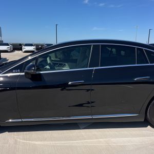 MERCEDES-BENZ EQE - 3