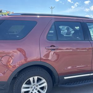 FORD EXPLORER XLT - 9