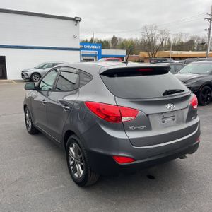 HYUNDAI TUCSON GLS - 4