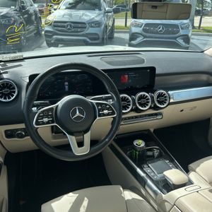 2022 Mercedes-BENZ GLB — миниатюра 37
