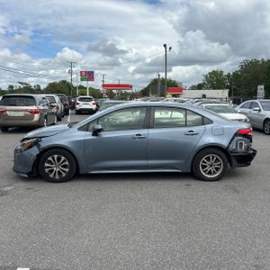 Toyota Corolla Hybrid LE - 3