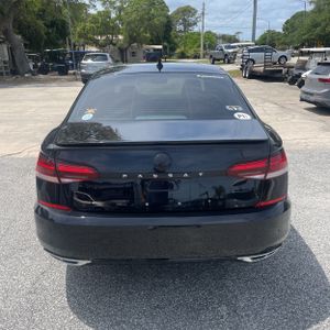 VOLKSWAGEN PASSAT R-LINE - 7